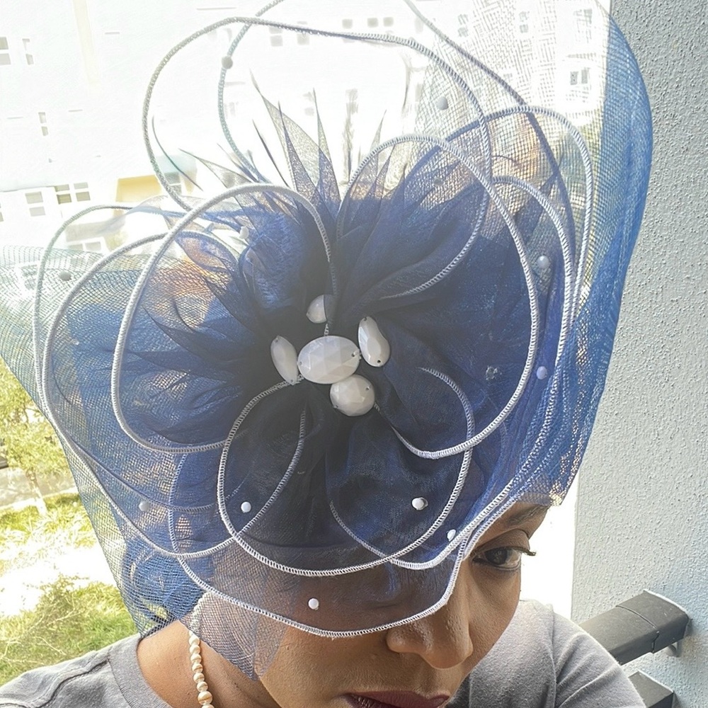 Unique wrap around headpiece - Picture 4 of 7